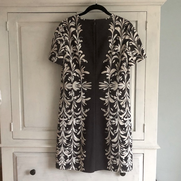 Tory Burch NWT Symphony Dress, size M, Earl Grey - Picture 2 of 8